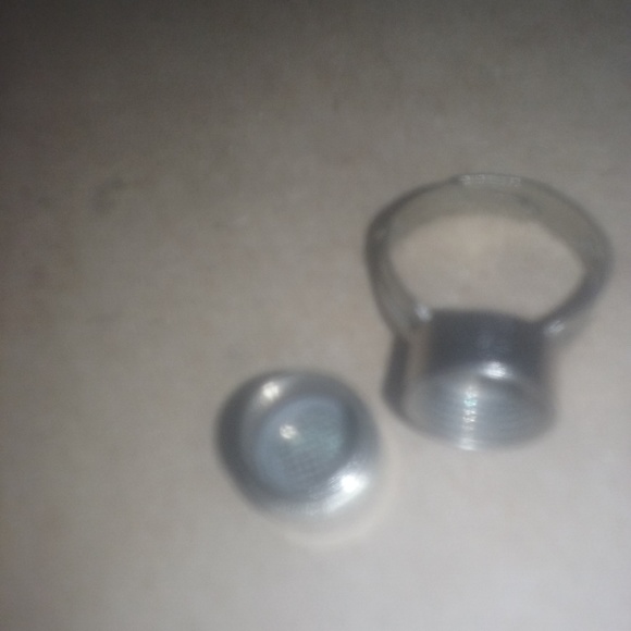 BUY ME!!! RING! - Picture 3 of 7